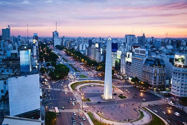 Private City Tour of the City of Buenos Aires with a local guide